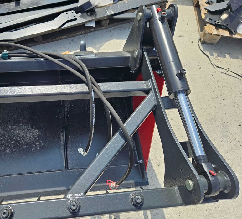 ŁYŻKO-KROKODYL osprzęt do ład.euro/sms/MAILLUX/tłok/FAUCHEUX/jcb/MERLO