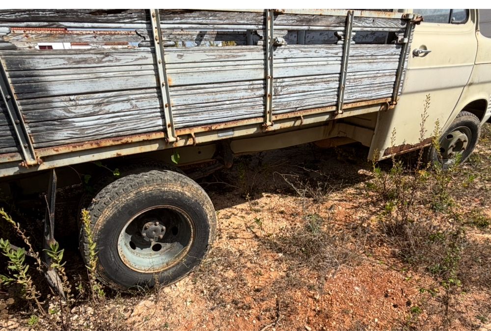 Transit Y 120 de 1977