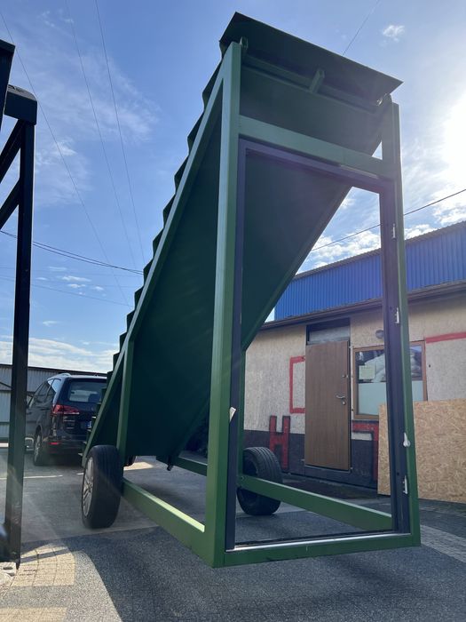 Schody  stalowe np. na kontener - mobilne do zabudowy. magazynu P.Poża