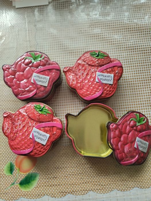 Металеві коробки