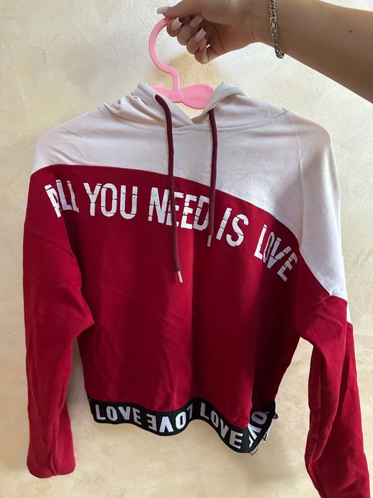 Продам кофту жін