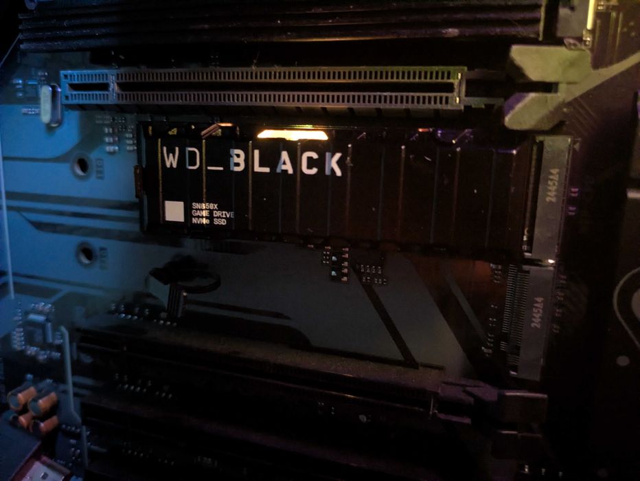 SSD Western Digital SN850X 2 TB Gen 4 c/Heatsink