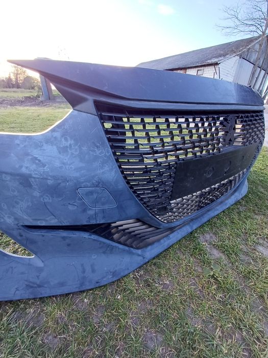 Zderzak  kompletny przód Peugeot 208 2019+