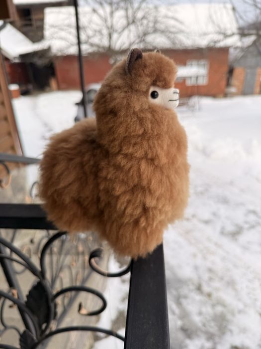 Іграшка лама із натуральної шерсті лами.Нова