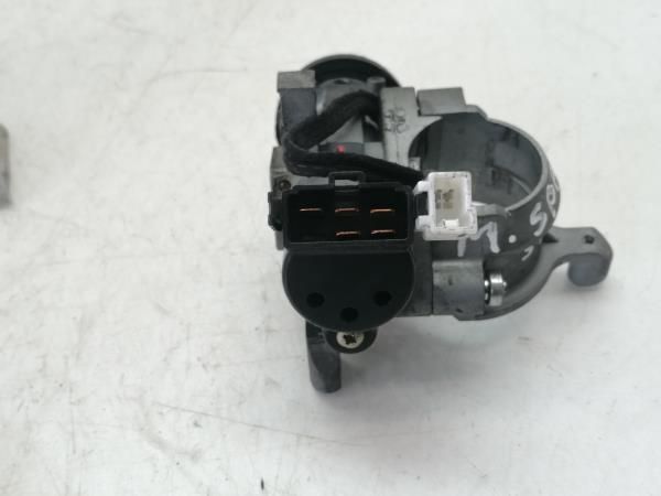 Canhão da ignição MITSUBISHI Space Star Combi (DG_A)