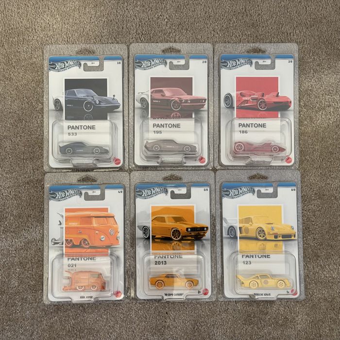 Hot Wheels PANTONE