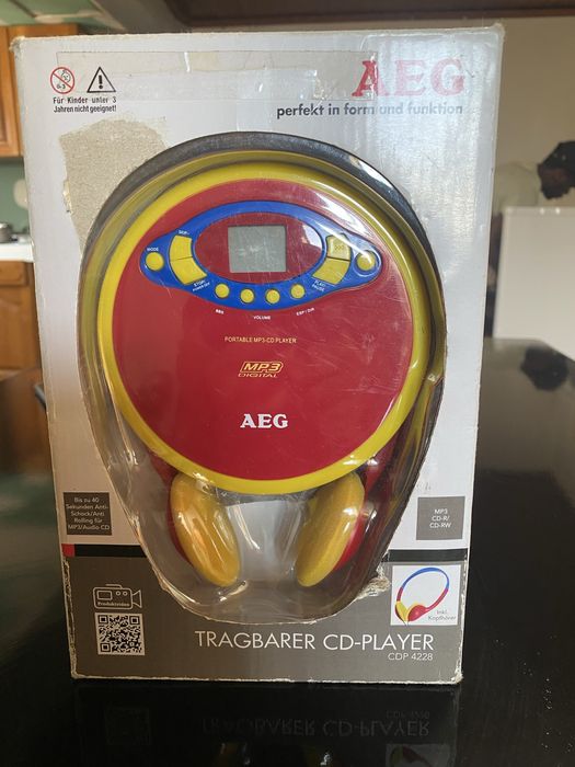 Portable mp3 cd player