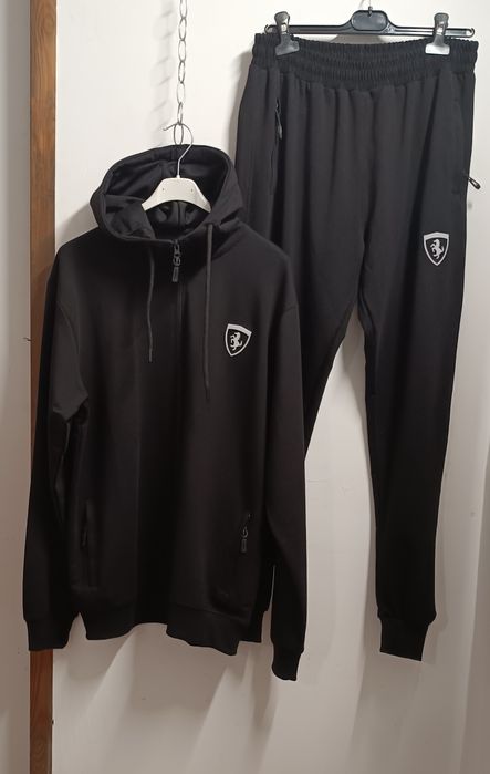 Dres bawełniany tureckiego producenta Extrarun.