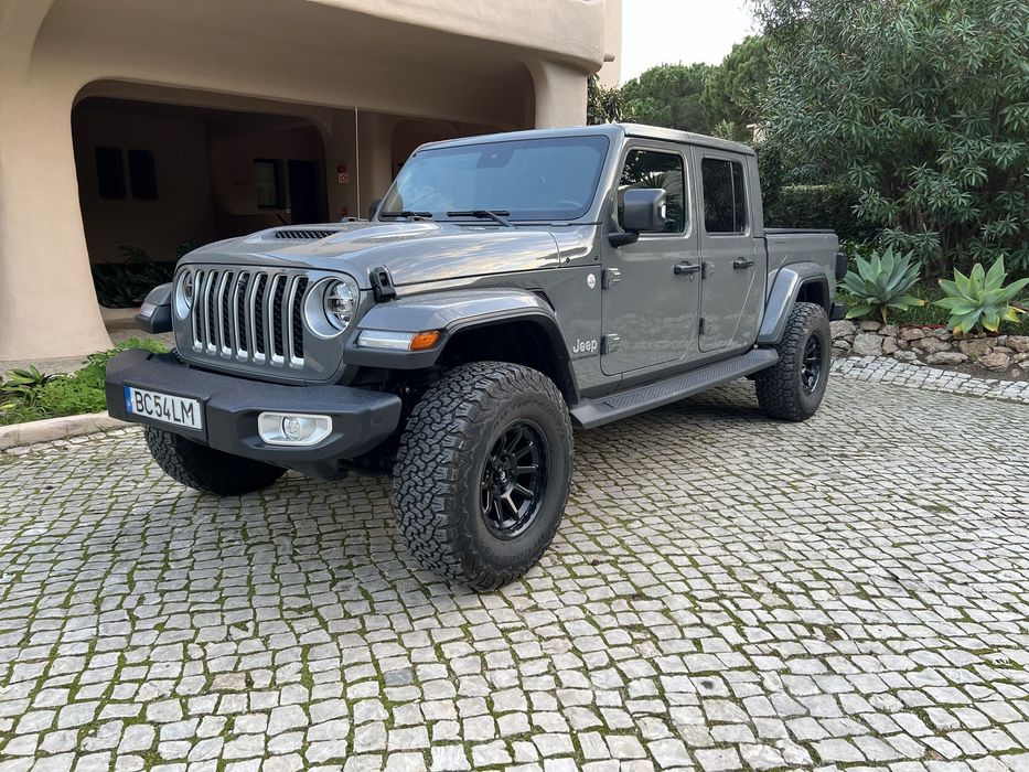 Jeep Gladiator 3.0V6 MultiJet AWD Auto Overland