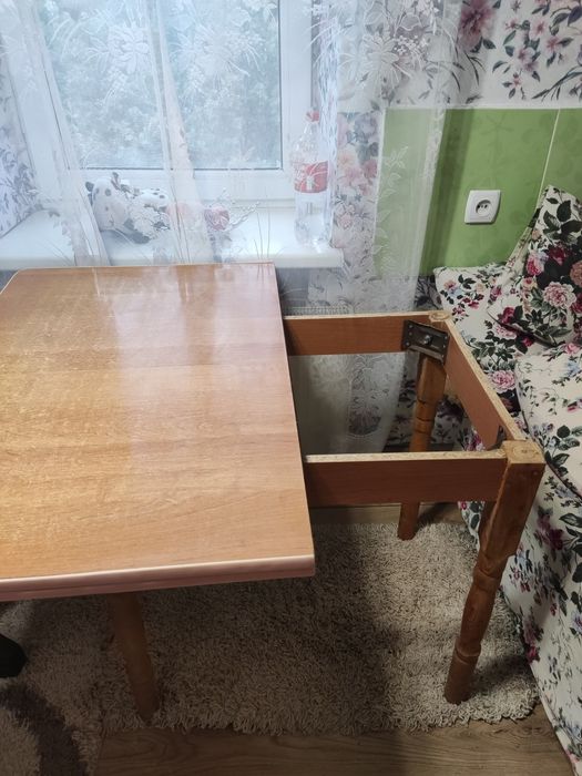 Стол на кухню раскладной
