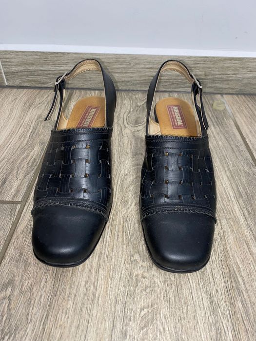 Skórzane sandały bez pięty Krisbal r. 38