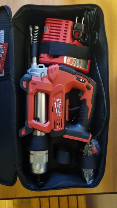 Smarownica Towotnica M18 Milwaukee