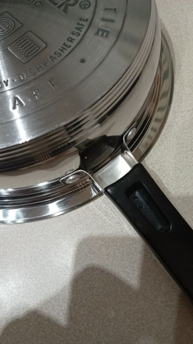 Patelnia 24cm z pokrywką HOFFMAYER