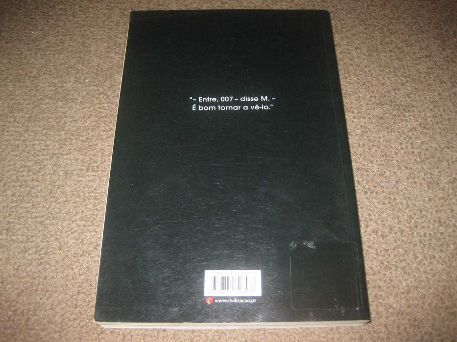 Livro "A Essência do Mal" de Sebastian Faulks