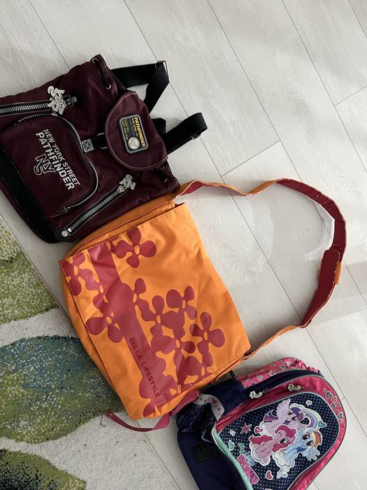 różne plecaki i torby