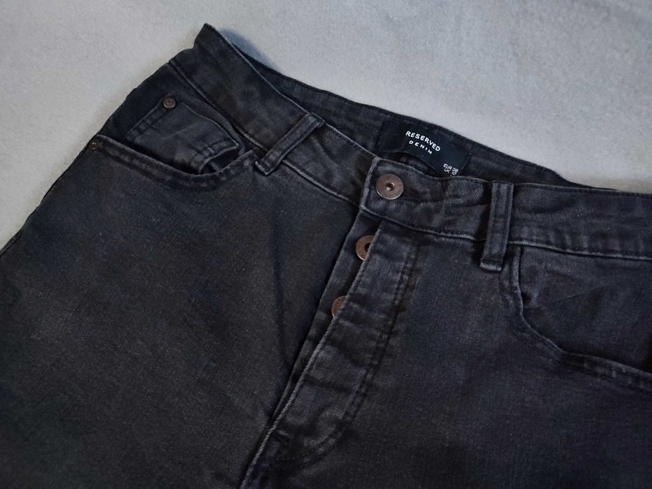 Джинсы женские RESERVED Denim, черные, размер 38 (ширина пояса 33 см)