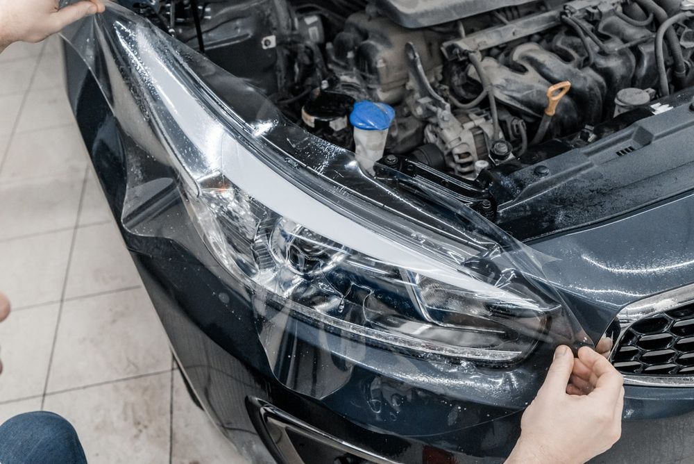 Защита фар полиуретановая броня антигравийная тонировка авто плёнка