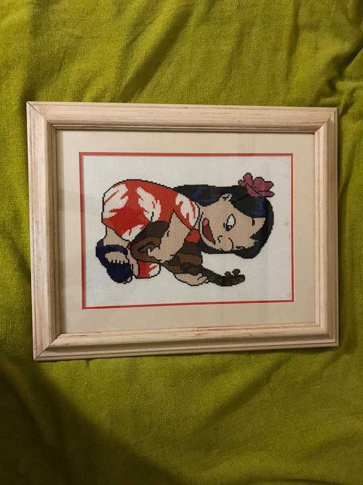 Quadro ponto cruz da Lilo (feito à mão)