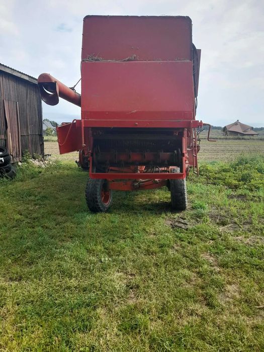 Kombajn Bizon Z56