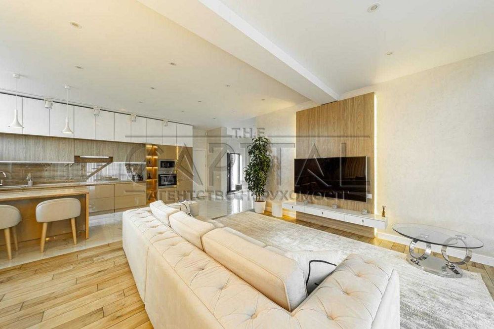 Здається в оренду шикарний автрономний будинок в Козині з басейном