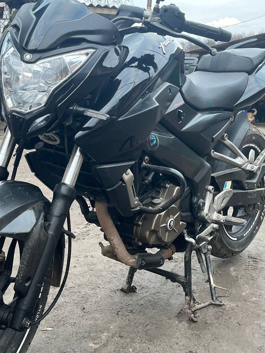 Bajaj pulsar ns 200