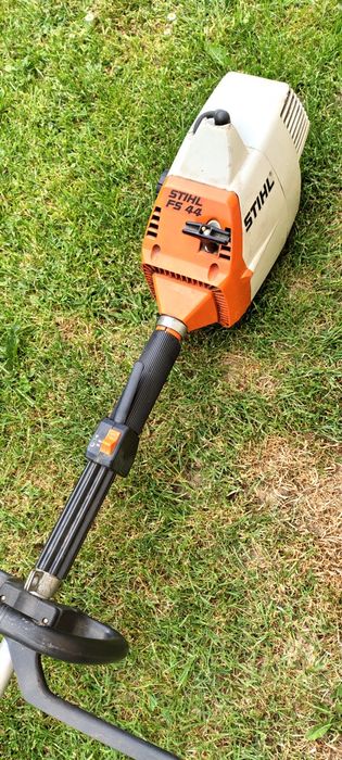 Podkaszarka STIHL FS44
