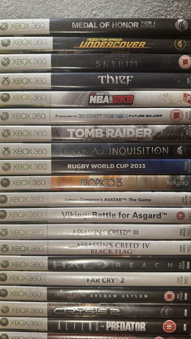 Xbox 360 Slim 250GB/ 19 gier