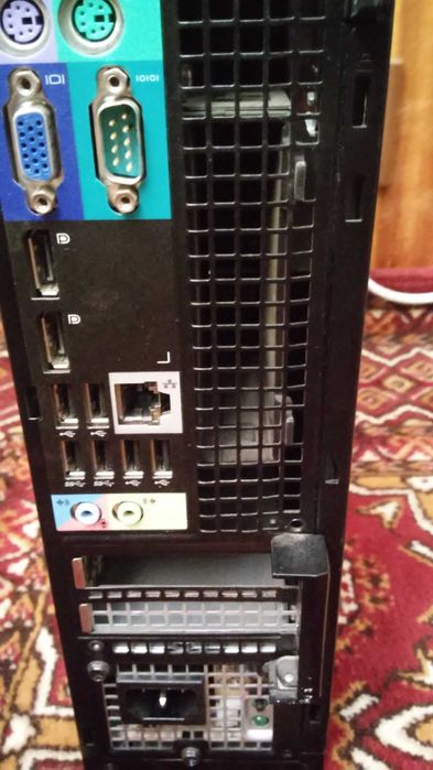 Komputer DELL dysk SSD ram 8GB procesor i5  Windows 10 Pro Wysyłka