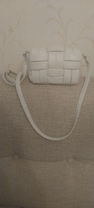 Продам сумочки жіночі.