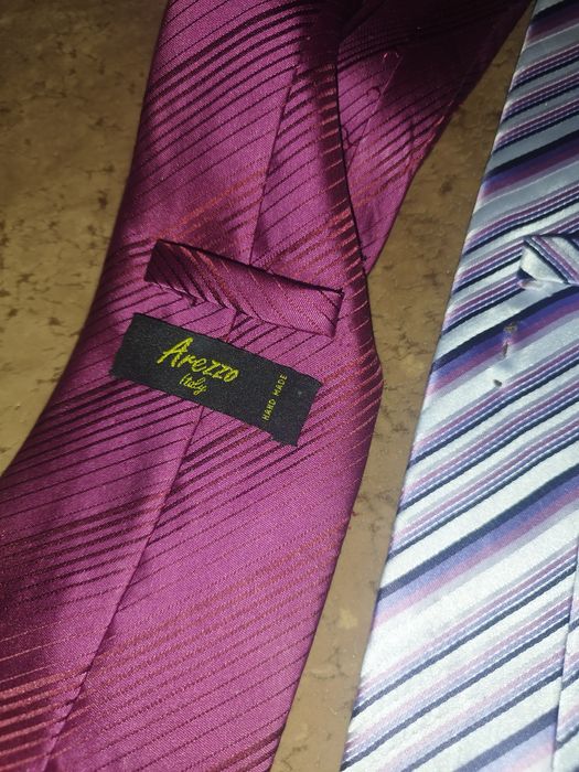 Продам краватку не дорого.