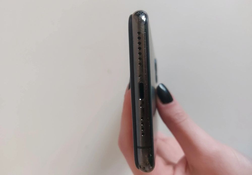 Iphone  11 pro max 83% kondycji baterii