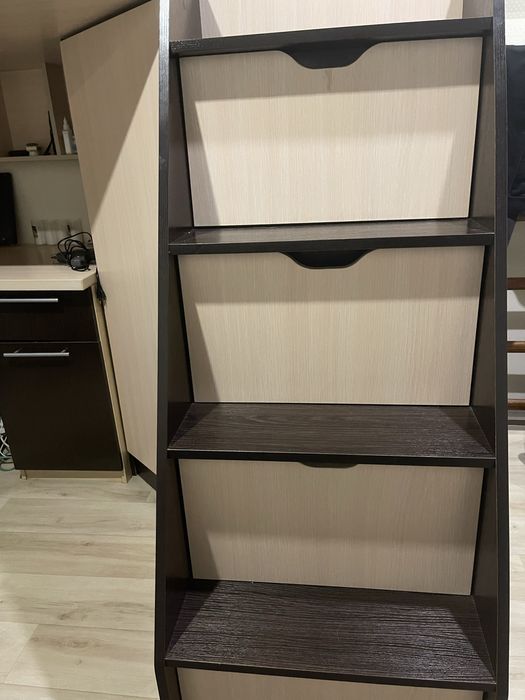 Двоповерхове ліжко