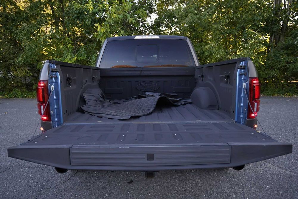 Ford F-150 Raptor SuperCrew      2019