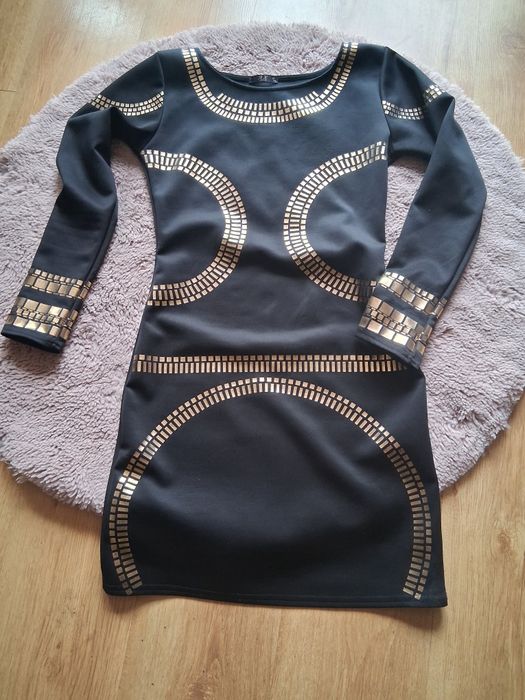Sukienka czarna złote dodatki, długi rękaw tuba ,ołówkowa mini 36-38 Kleopatra, ghot bling bling