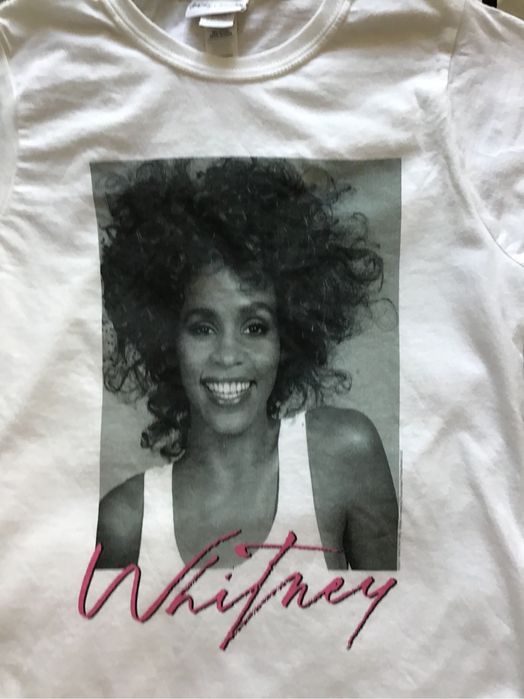 Футболка усмішка  Уітні Х'юстон Whitney Houston біла