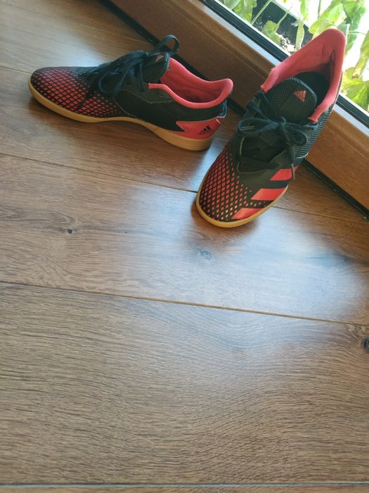 Buty Adidas Predator r. 36 i ⅔