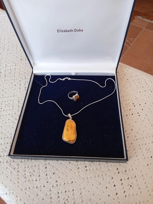 Zawieszka z łańcuszkiem cena ost.