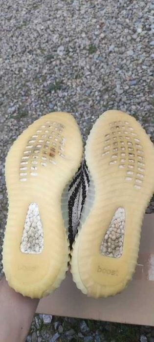 Adidas Yeezy Boost 350 V2 Zebra