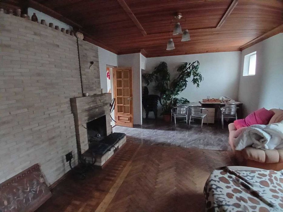 Дача біля р. Рось і Дніпро, с. Хрещатик