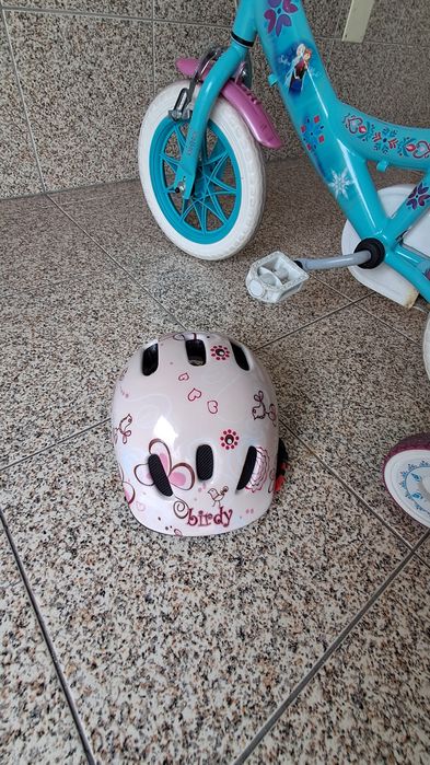 Bicicleta Frozen da Disney + Bicicleta equilíbrio Chicco + capacete