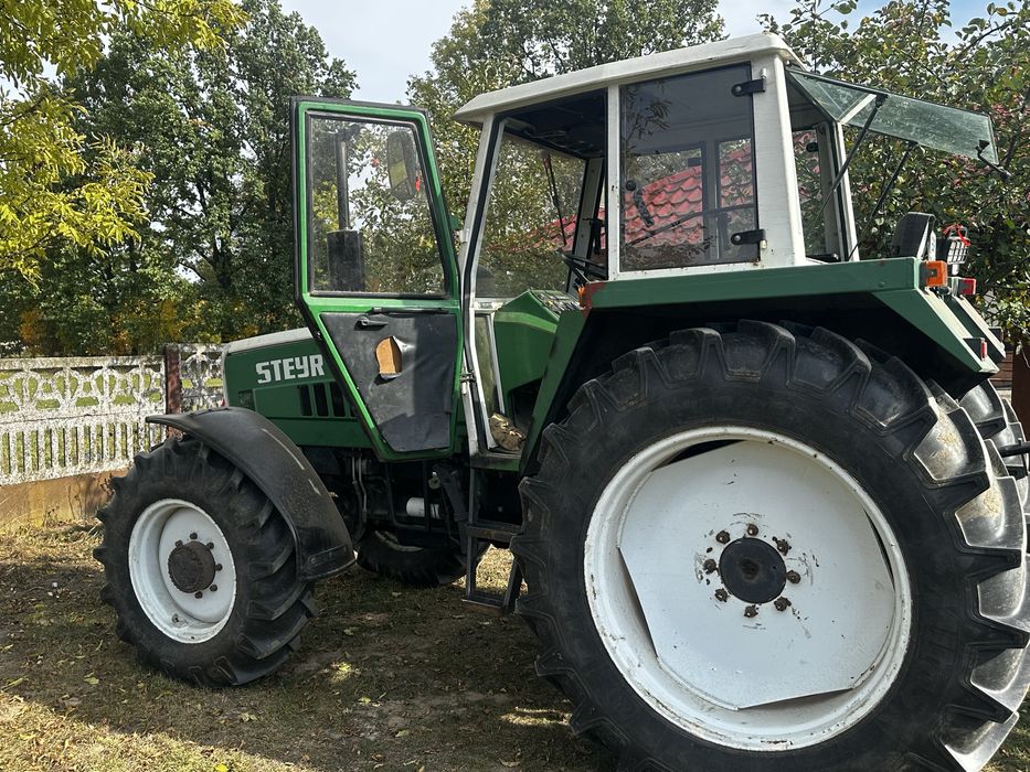 ciągnik rolniczy Steyr 8100