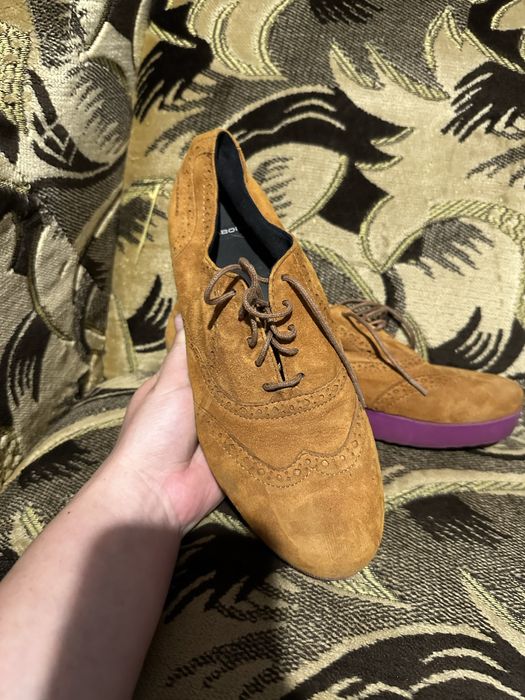 Закрытые туфли 37р