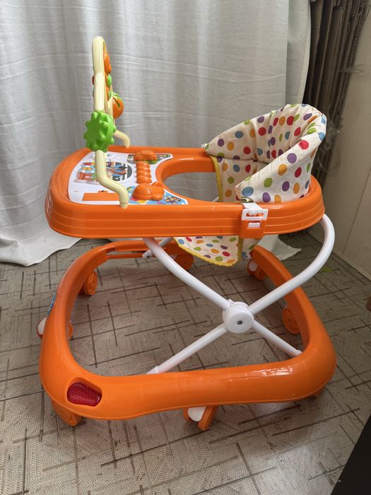 Ходунки дитячі гарний стан