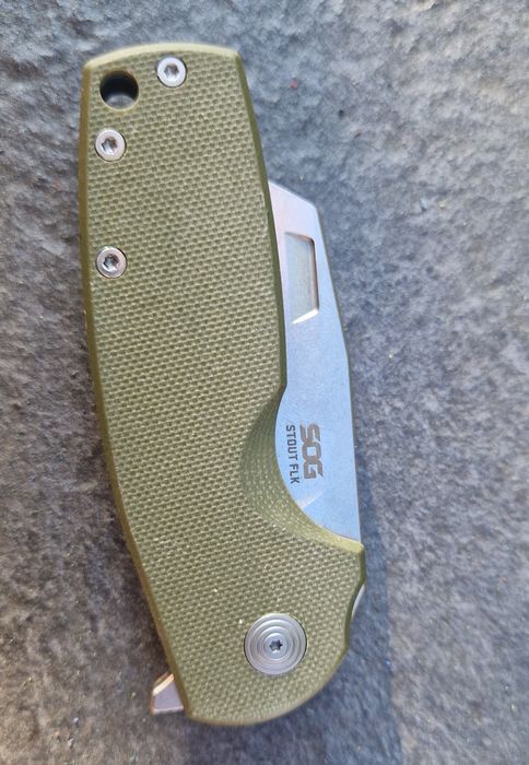 SOG USA stout FLK nóż survivalowy EDC
