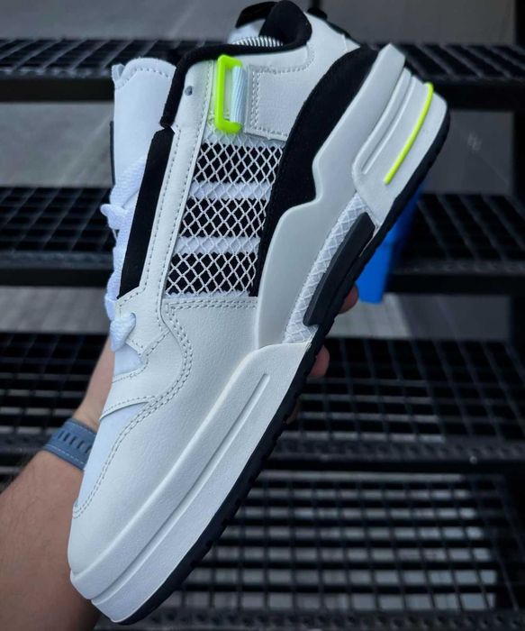 Мужские кроссовки Адидас белые кожаные Adidas натуральная кожа