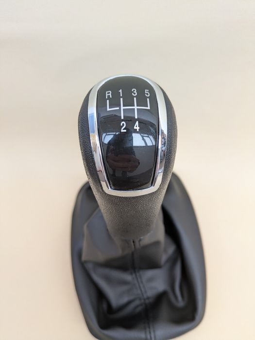 Ручка кпп Skoda Fabia, Octavia tour