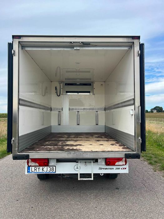 Bus dostawczy Mercedes Benz Sprinter