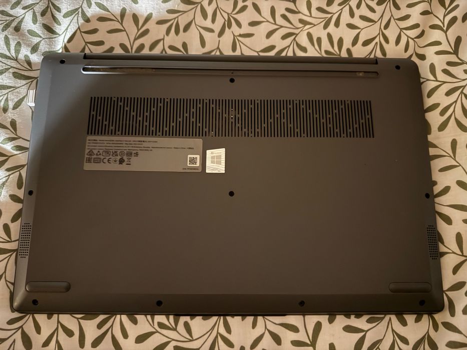 Portátil Lenovo IdeaPad 3