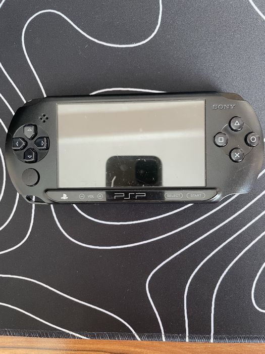 Ігрова приставка PSP-E1004