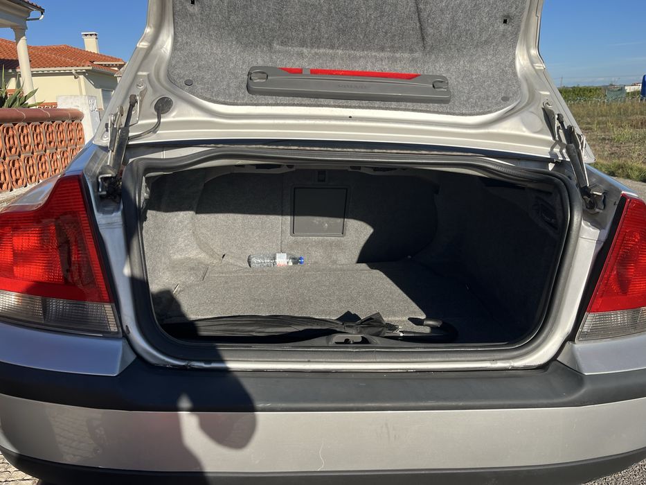 Volvo S60 t5 250cv